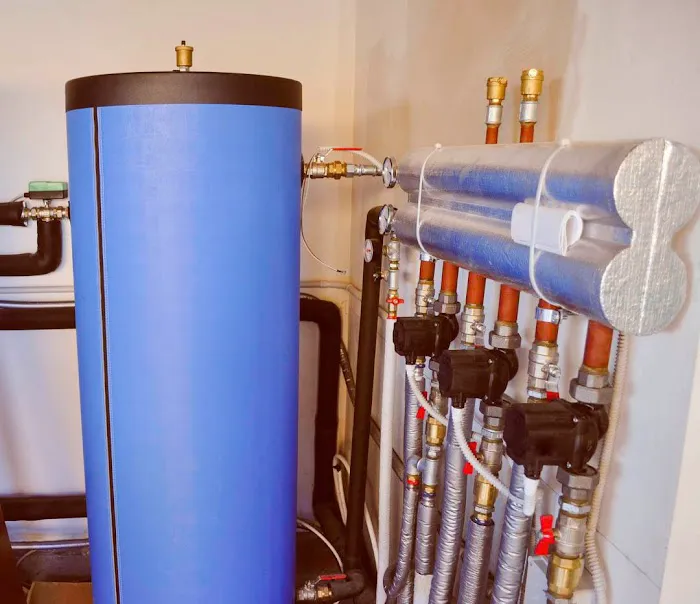 R Plumbing Inc Picture 9