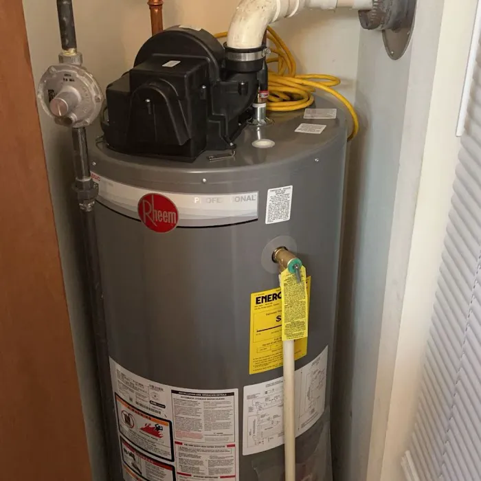 Midwest Water Heater Picture 4