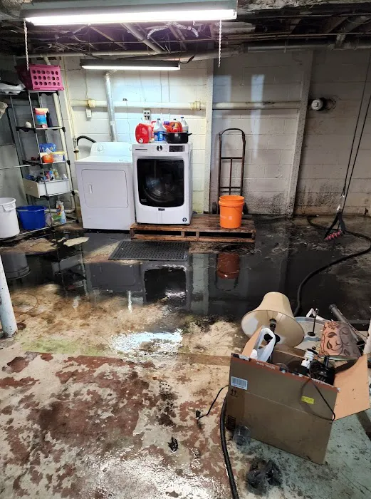 Strong's Plumbing & Heating Inc Picture 1