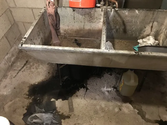Milw Drain Cleaning Picture 2