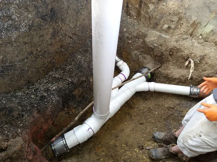 Central Plumbing Co Inc Picture 1
