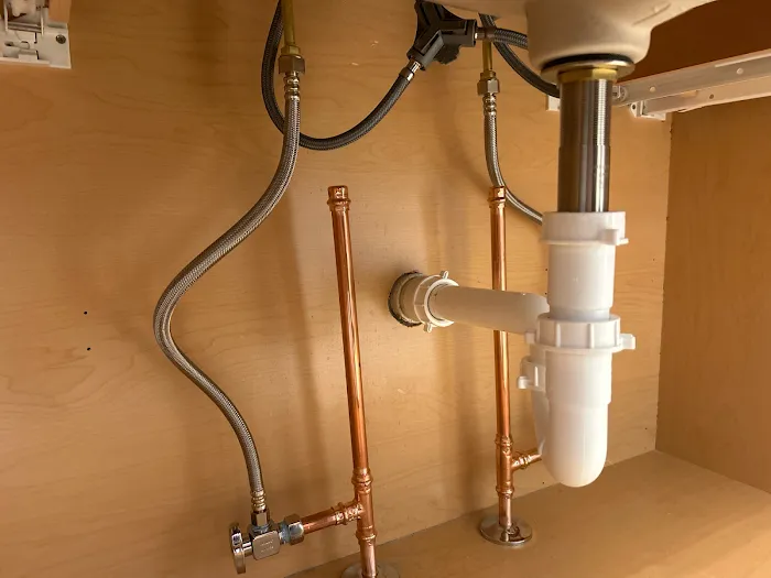 Central Plumbing Co Inc Picture 6