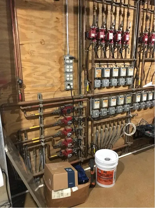 Expert Plumbing Service Picture 1