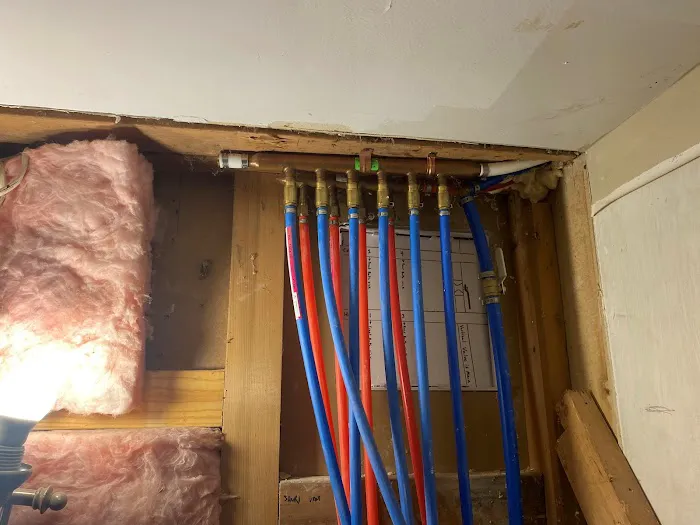Expert Plumbing Service Picture 10