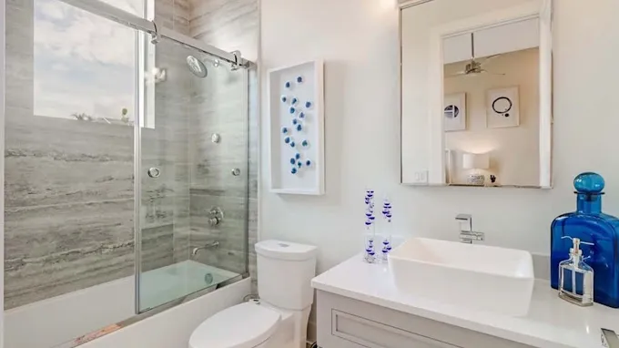 Modern Plumbing Picture 6