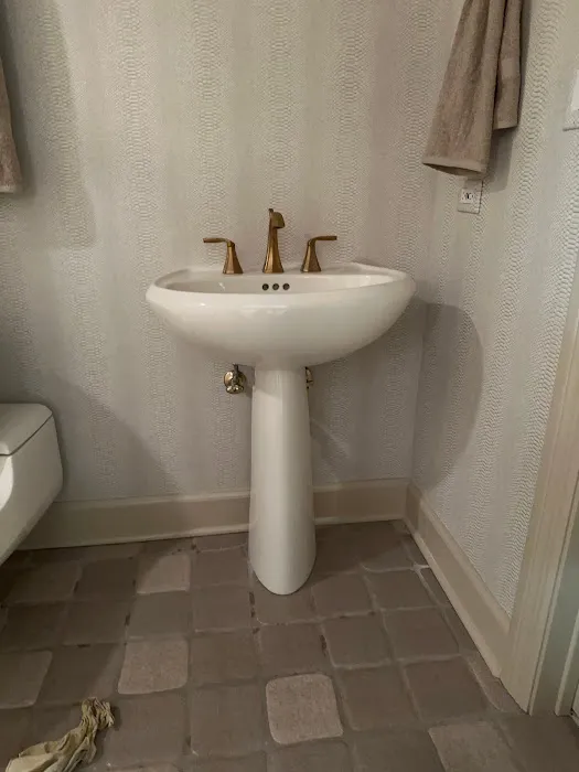 M & E Plumbing Service Inc Picture 2