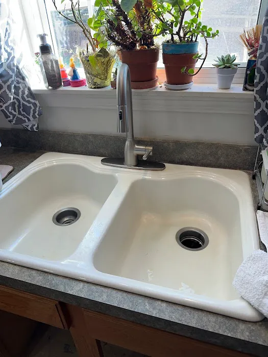 M & E Plumbing Service Inc Picture 5