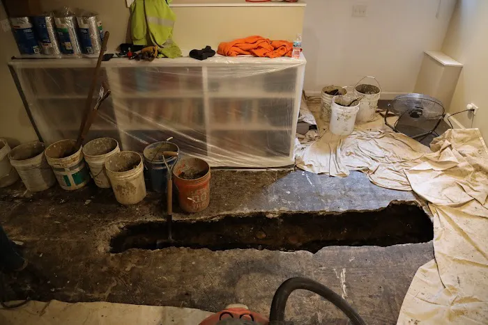 Russ's Plumbing & Sewer Picture 1