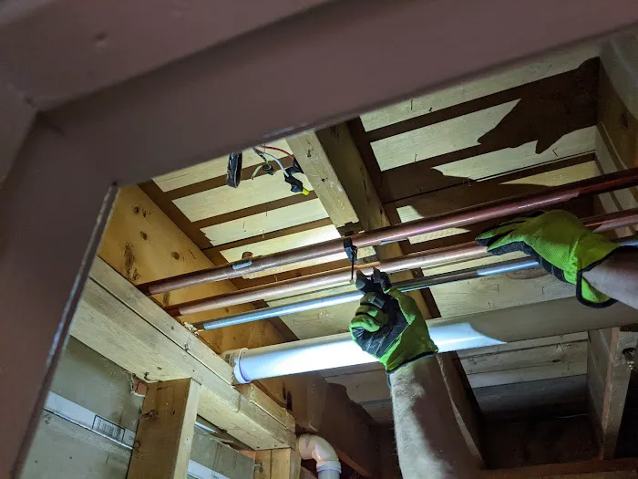 Hickory Creek Plumbing L.L.C. Picture 1