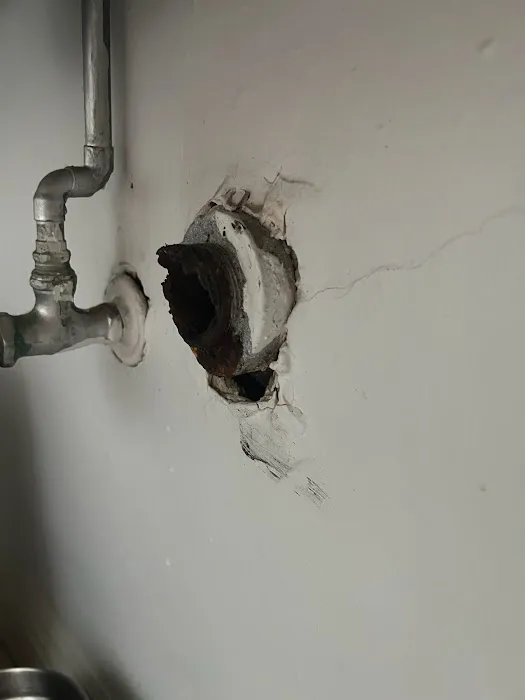 Extreme Plumbing Picture 1