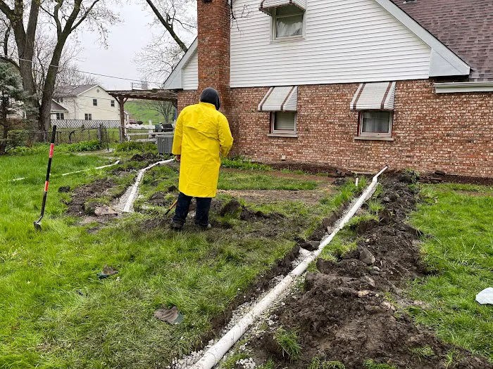 Best price sewer and plumbing Picture 1