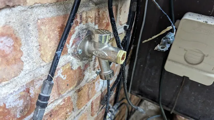 MD Plumbing & Sewer Picture 3