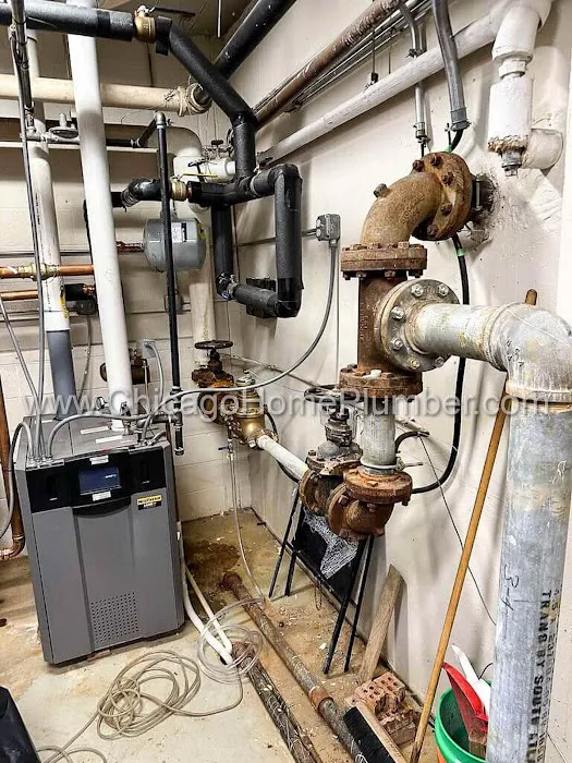 Chicago Home Plumber Tech PSD Picture 9
