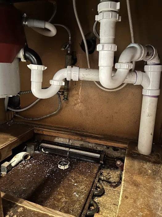 Mikes Plumbing Chicago : 24 Hour Plumber Chicago, Emergency Plumbers In Glenview, Evanston, Glencoe, Niles & Skokie Picture 3