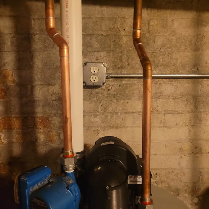 773 Plumbers Picture 3