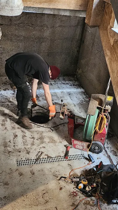 Drain Flow Sewer and Plumbing Picture 1