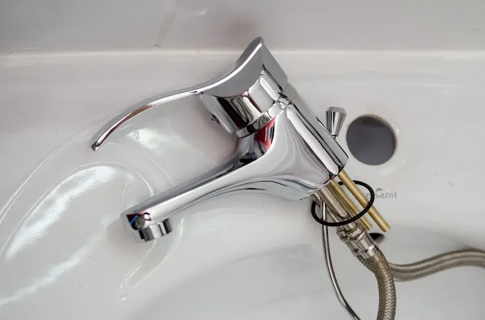 Avantel Plumber of Chicago IL Picture 4