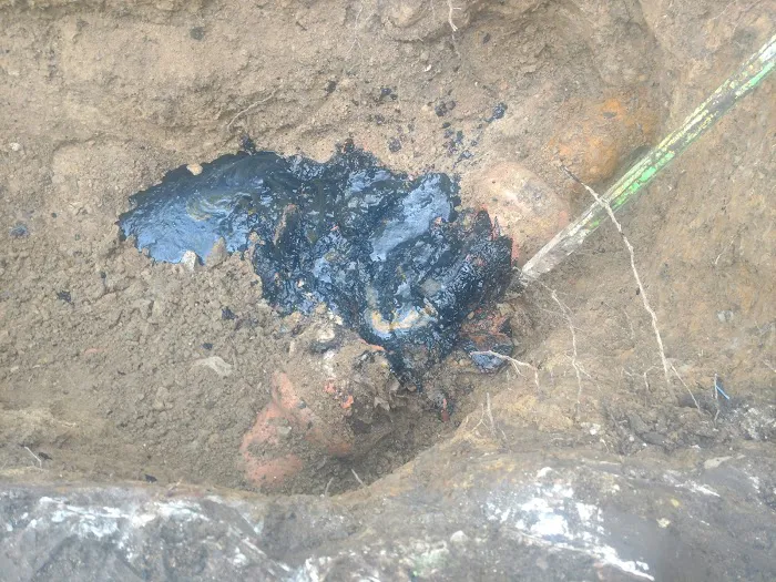 Russell's Service Plumbing Picture 10