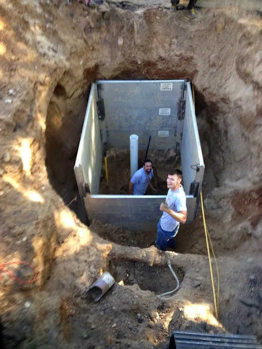 Roberts Service Co Picture 1