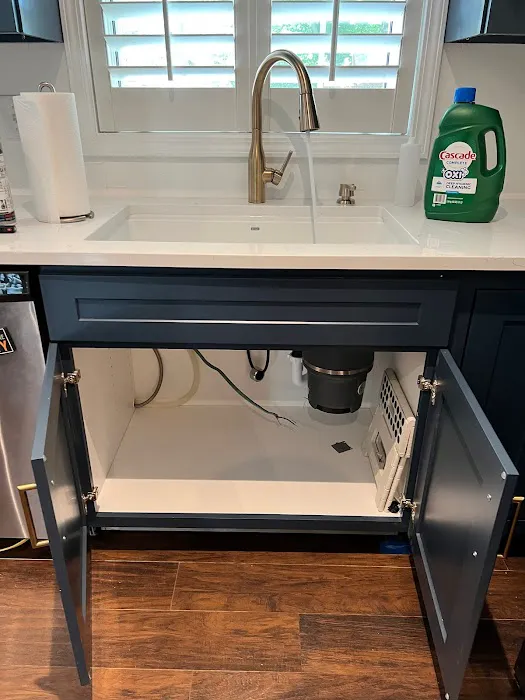 317 Plumber Picture 2