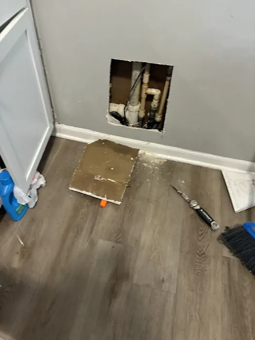 McIndy Plumbing & Drains Service Picture 3