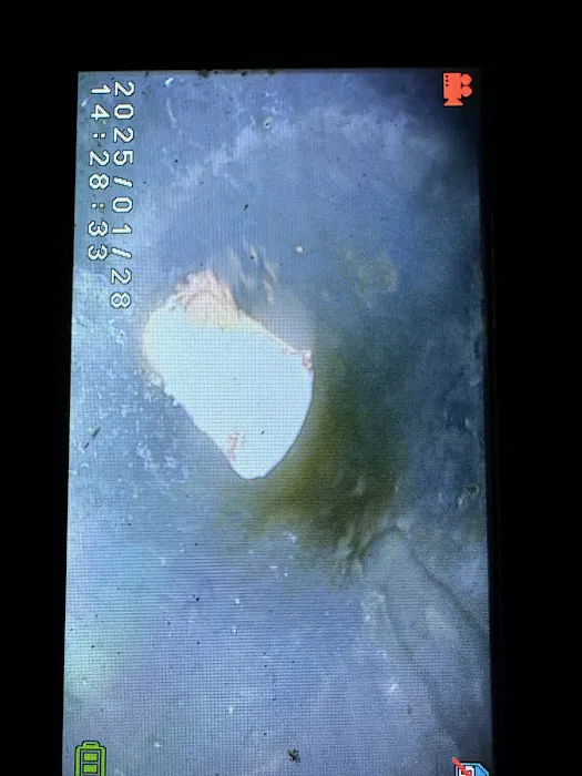 Drain Monkeys Picture 4