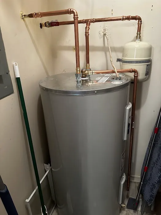 Riverway Plumbing & Mechanical Picture 1