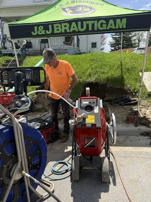 J & J Brautigam LLC Picture 9