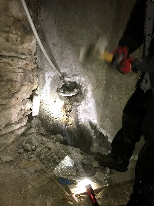 Spotlight Sewer and Drain Cleaning Picture 4