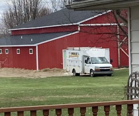Holt Plumbing Llc