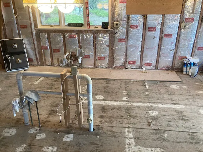 Dean's Plumbing Picture 1