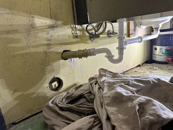 Z Plumberz of North America Picture 10