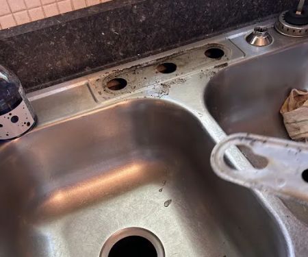 1-Tom-Plumber