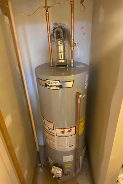 1-Tom-Plumber Picture 8