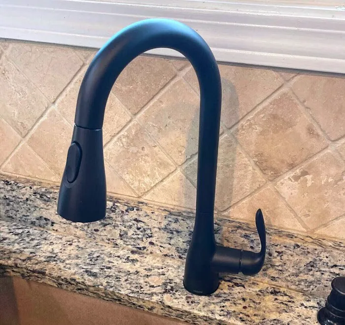 1-Tom-Plumber Picture 3
