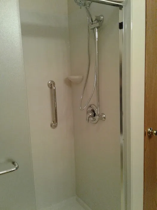 REUBENS REPAIRS, LLC Picture 5