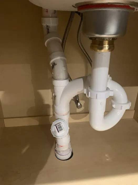 Rapid Plumbing & Drain Service Picture 1