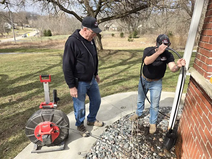 E&H Plumbing & Handyman Picture 7