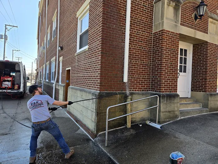 E&H Plumbing & Handyman Picture 10