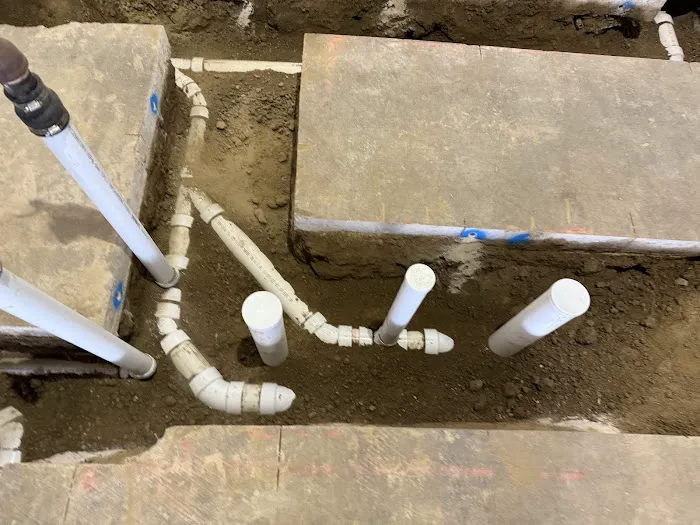 Reeves Construction & Plumbing Picture 3