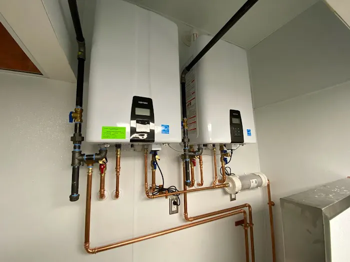 Reeves Construction & Plumbing Picture 1