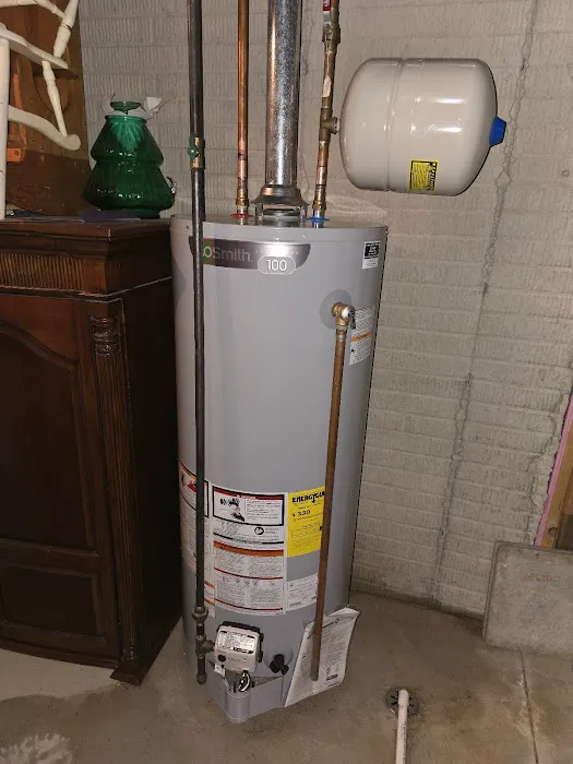 Dan Hogue DISCOUNT Plumbing Picture 1