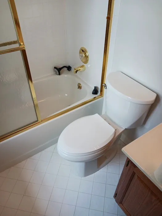 R&T Plumbing LLC Picture 2