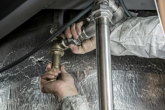 G & R Plumbing Inc Picture 7