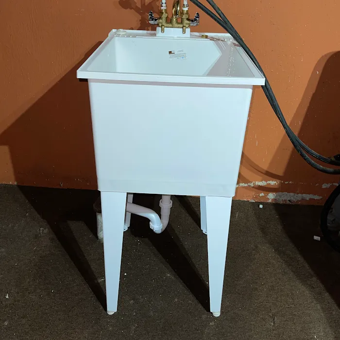 GlassHouse Plumbing Picture 9