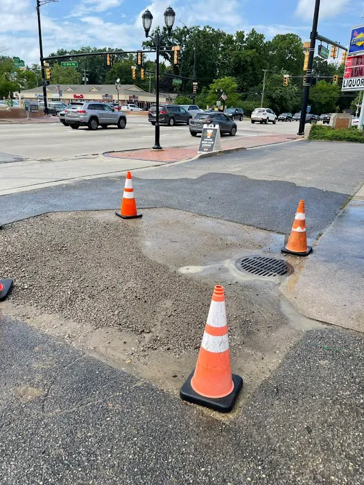 Main Drain Sewer & Repair Picture 10