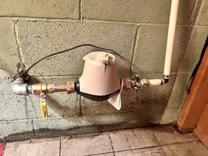 Premium plumbing Picture 1