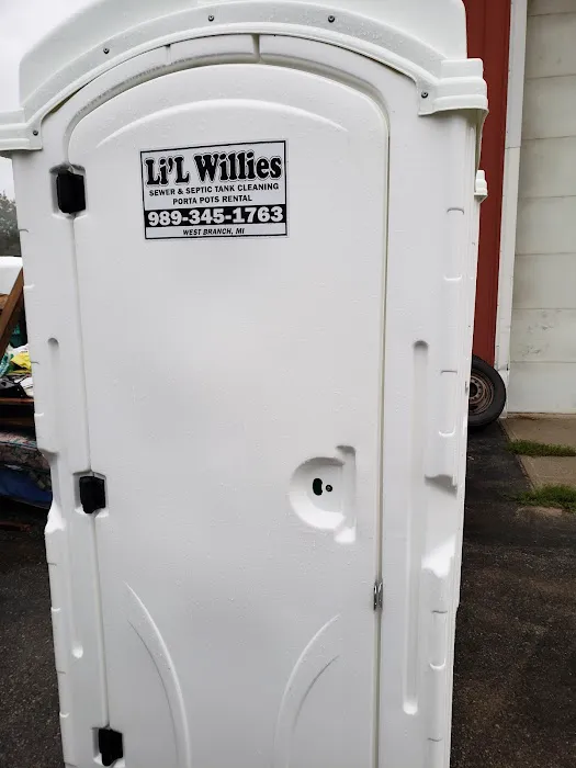 Li'l Willies Picture 5