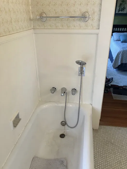 Bud's Plumbing & Repair Service Picture 7