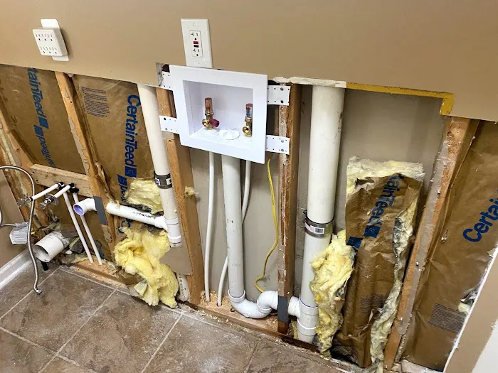 nash plumbing and services Picture 1